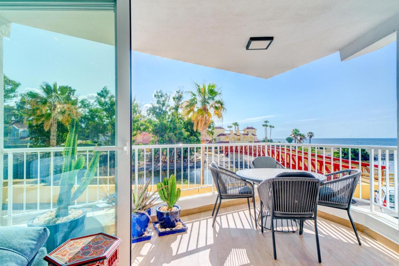 Beach Front Flat With Sea Views Marbella Kültér fotó