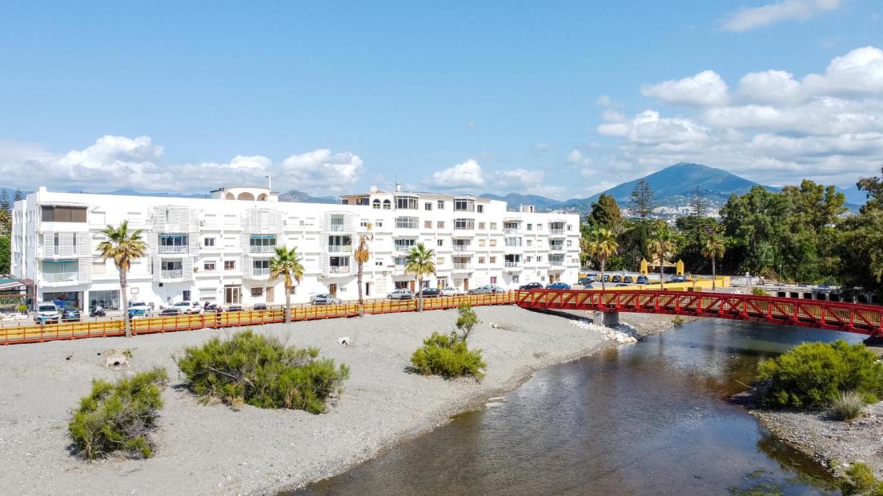Beach Front Flat With Sea Views Marbella Kültér fotó